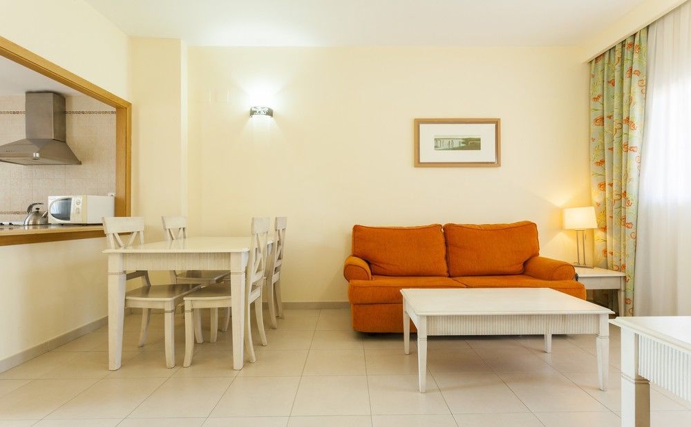 Aparthotel Ilunion Sancti Petri Novo Sancti Petri Εξωτερικό φωτογραφία