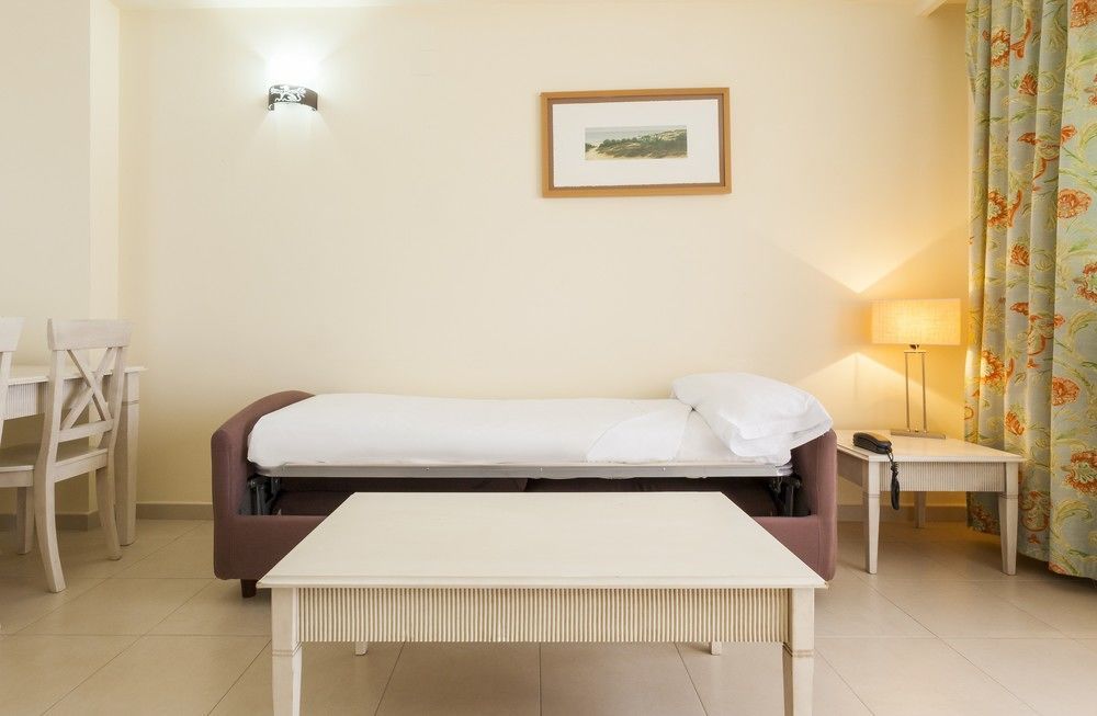 Aparthotel Ilunion Sancti Petri Novo Sancti Petri Εξωτερικό φωτογραφία