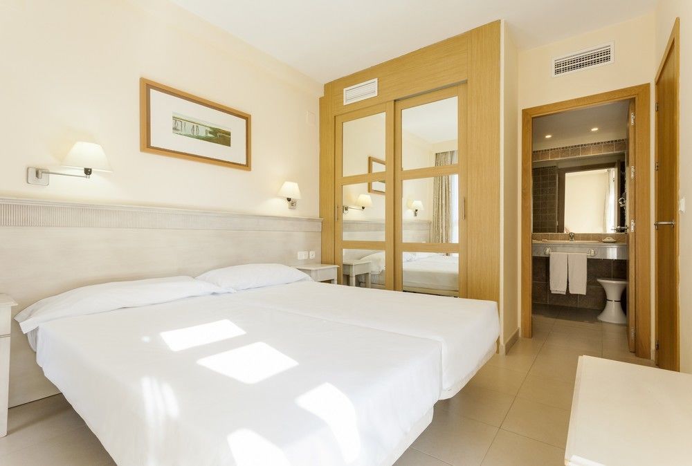 Aparthotel Ilunion Sancti Petri Novo Sancti Petri Εξωτερικό φωτογραφία