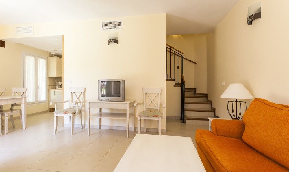 Aparthotel Ilunion Sancti Petri Novo Sancti Petri Εξωτερικό φωτογραφία