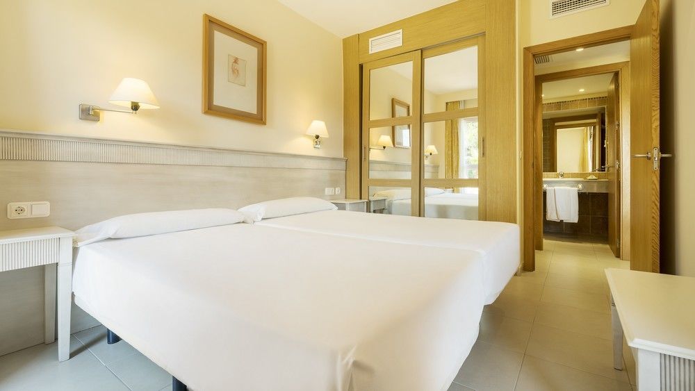 Aparthotel Ilunion Sancti Petri Novo Sancti Petri Εξωτερικό φωτογραφία
